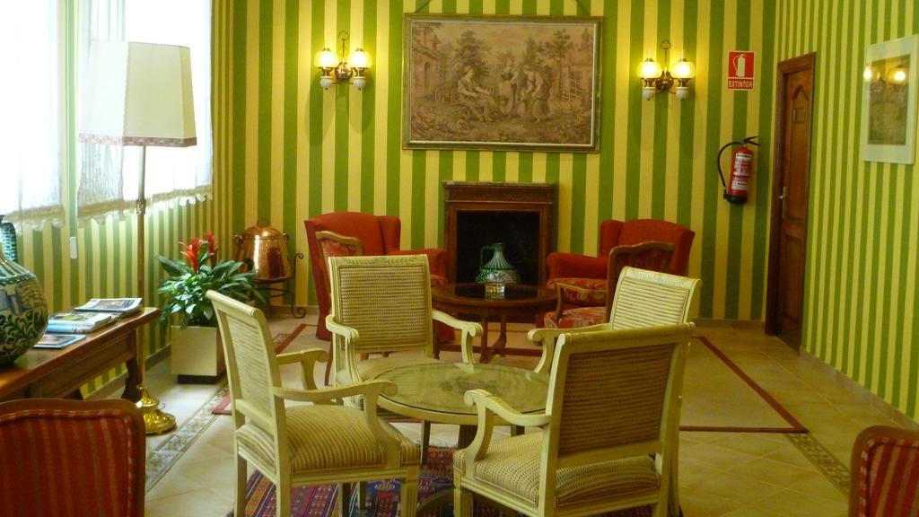 Regencia Colon Hotell Barcelona Eksteriør bilde