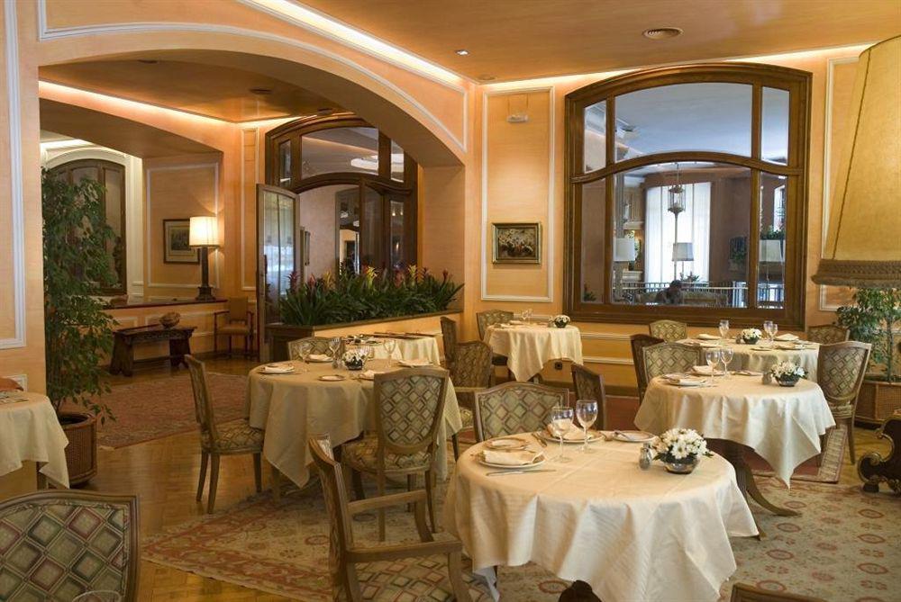 Regencia Colon Hotell Barcelona Eksteriør bilde